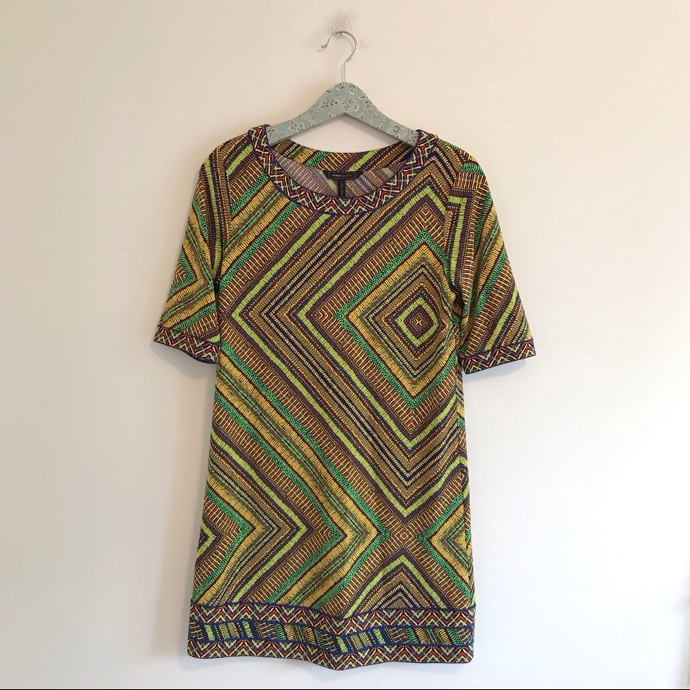 BCBG MaxAzria | Ania Round Neck Shift Dress